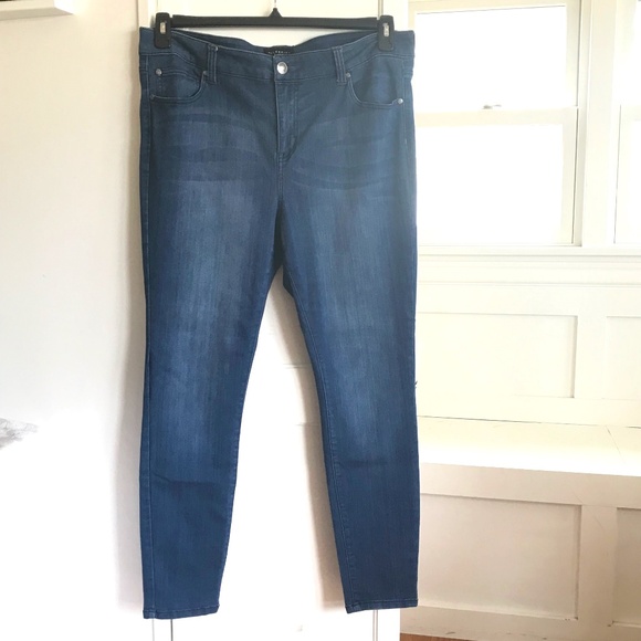 CELEBRITY PINK Skinny Jeans Ankle Length Vintage Dark Women’s Plus Size 20 - Picture 1 of 16